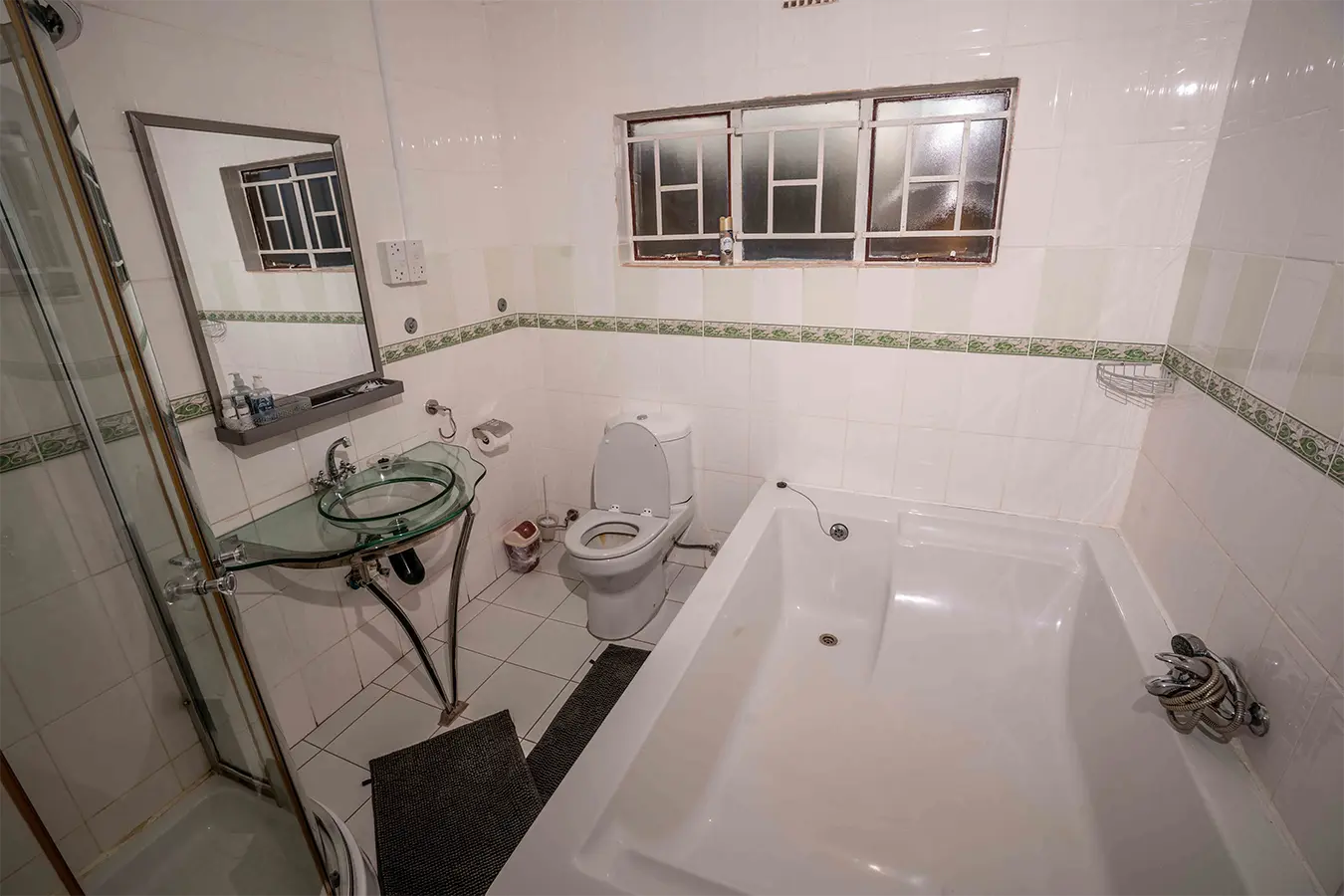 Shower & Toilet