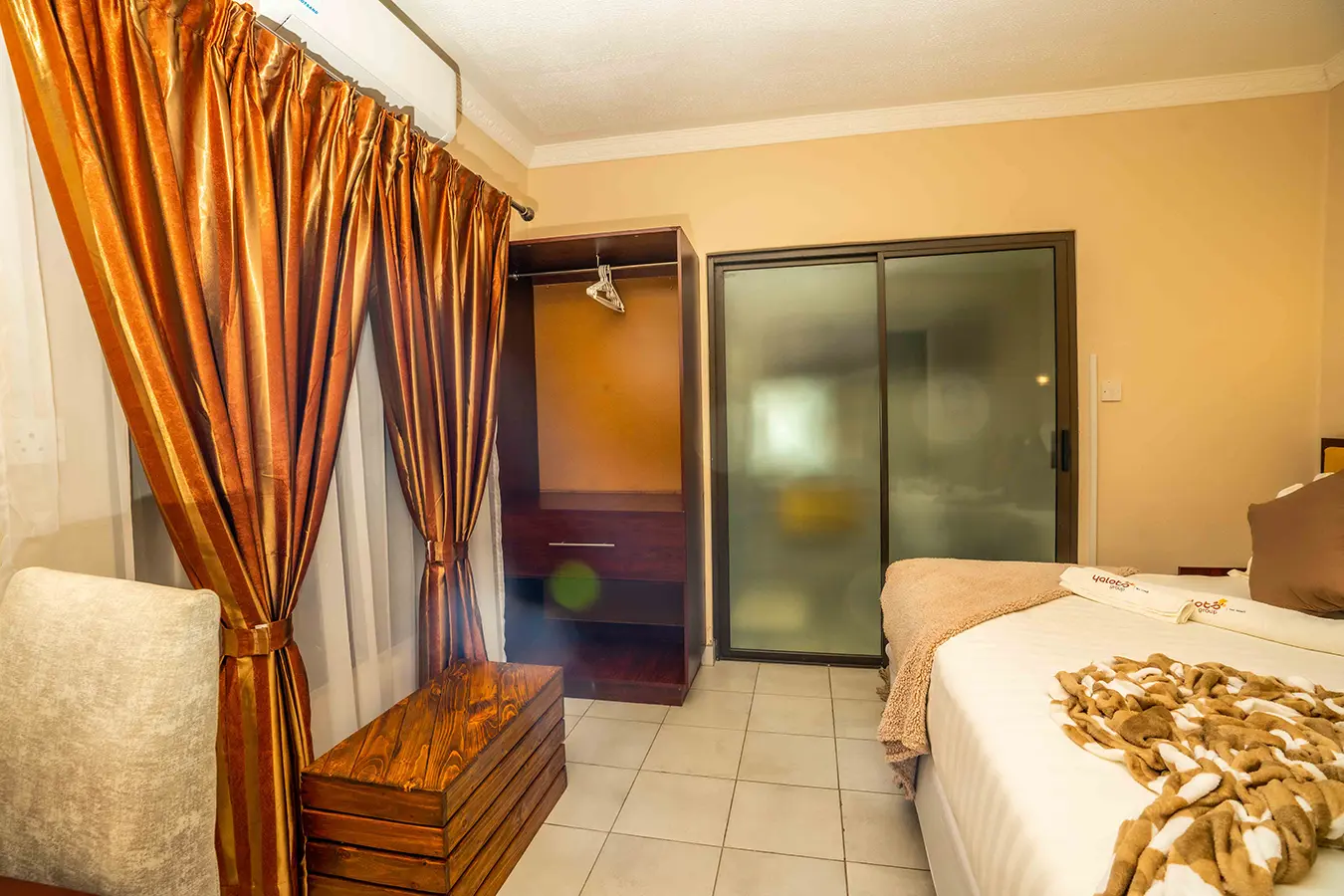 Presidential Room